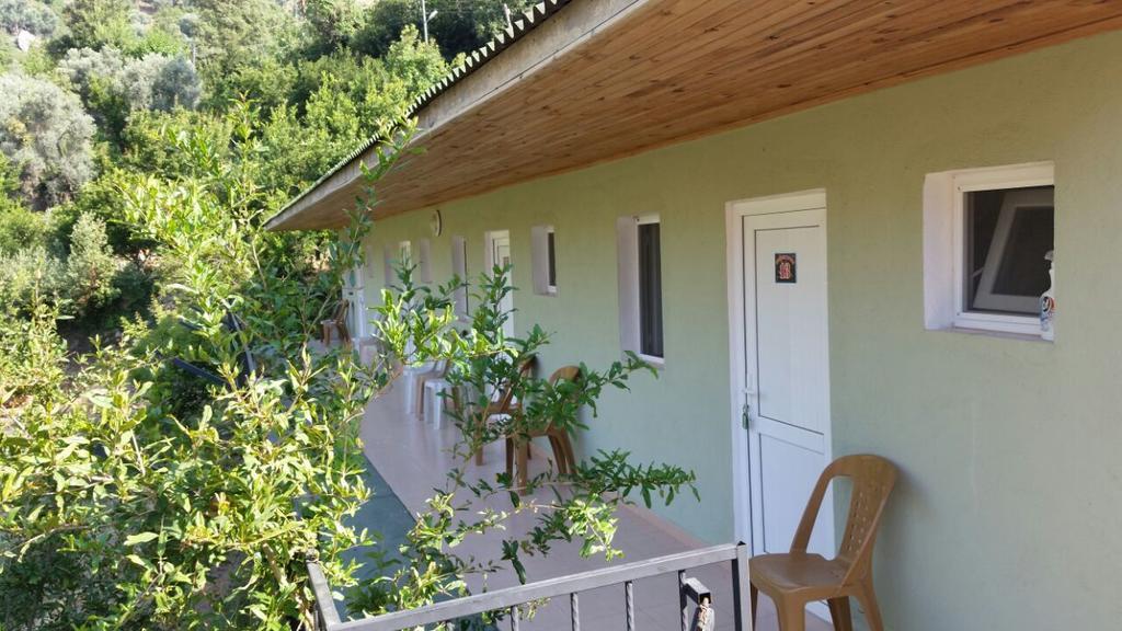 파랄리아 George House B&B 외부 사진